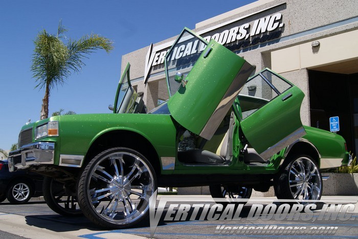 Vertical Doors ® - Custom Vertical Lambo Door Conversion Kit (VDCOLDCUT7888) - Main Image